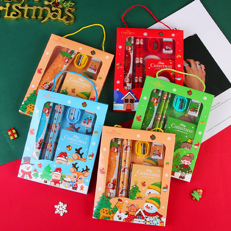 CHRISTMAS STATIONARY SET