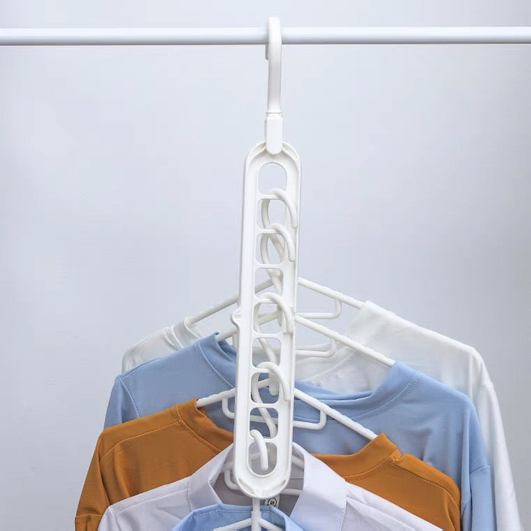 INDOOR SMART HANGER